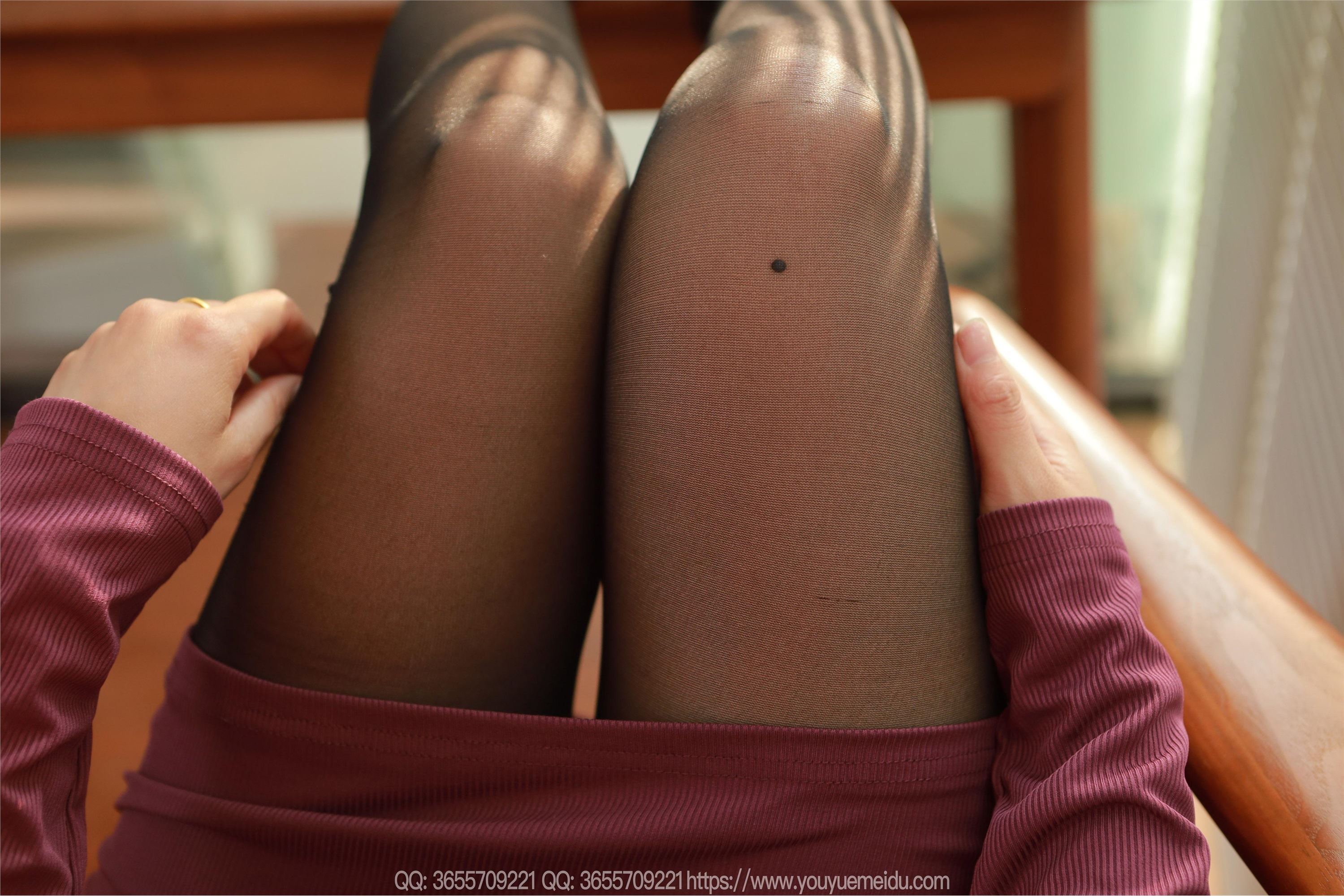 IESS异思趣向  2025.05.01 丝享家 2042 婉萍《紫色意外》